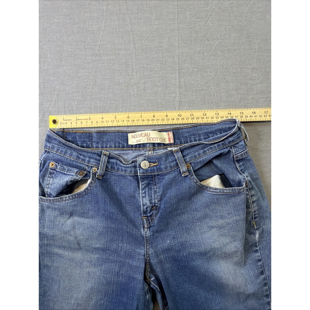 Levi's 515 Nouveau Boot Cut Stretch Jeans Women's Size 6 Short Medium Wash - Picture 9 of 16